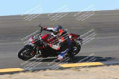 media/Nov-12-2023-SoCal Trackdays (Sun) [[5d1fba4e7d]]/Bowl (930am)/